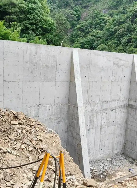 吕梁石楼县重力式挡土墙