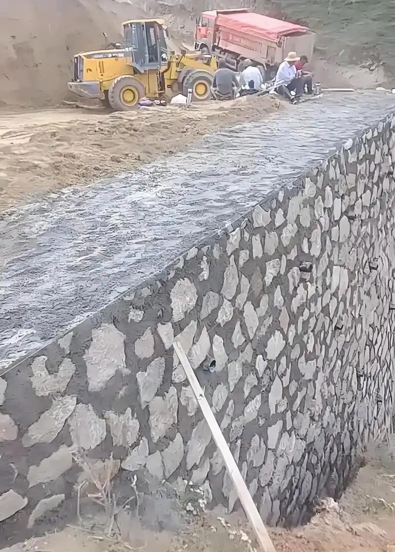 吕梁石楼县边坡加固